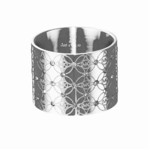 $78 Michael Kors Etched Monogram Heritage Ring Silver